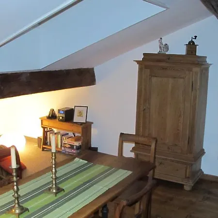 Graubuenden/ Lägenhet Castiel