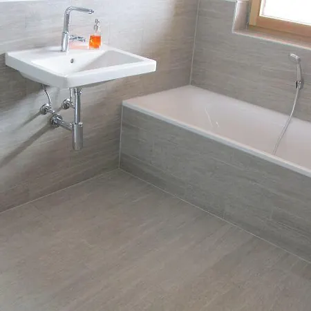 Graubuenden/ Lägenhet