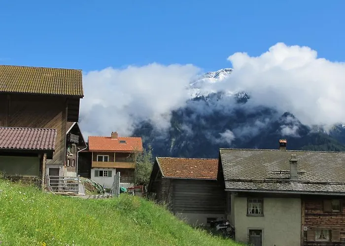 Apartament Graubuenden/ *